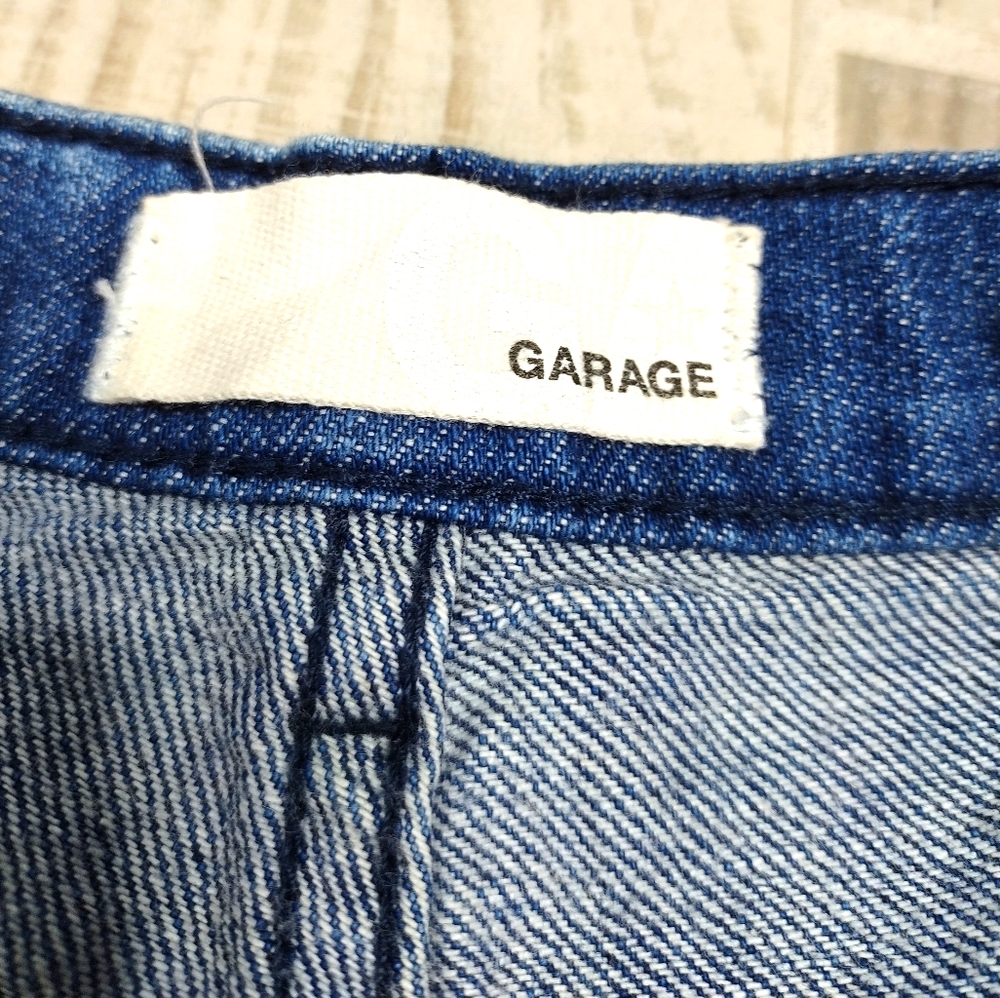 Garage acid wash denim jean shorts! Brand new - Picture 5 of 9